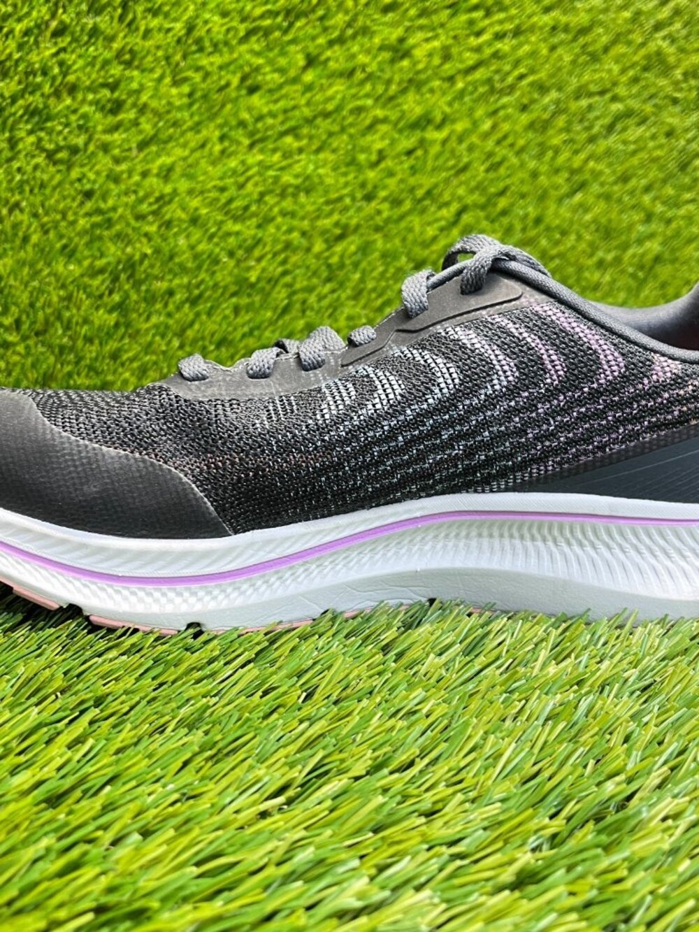 Skechers Go Run Consistent 2.0 Womens Size 8 Black White Athletic Shoes Sneakers - Picture 2 of 10